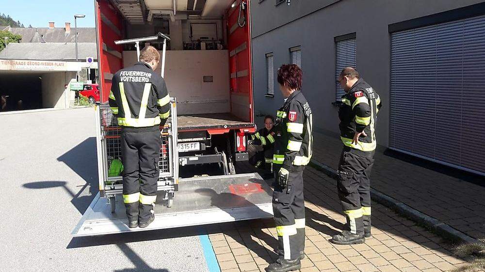 Insgesamt waren sechs Feuerwehrleute der Freiwilligen Feuerwehr Voitsberg im Einsatz
