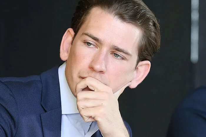 "Ich glaube nicht, dass das so attraktiv ist, den Job des ÖVP-Obmanns anzustreben." - Außenminister Sebastian Kurz (ÖVP) hat - einen Tag vor Mitterlehners Rücktritt - wenig Lust auf den Posten.