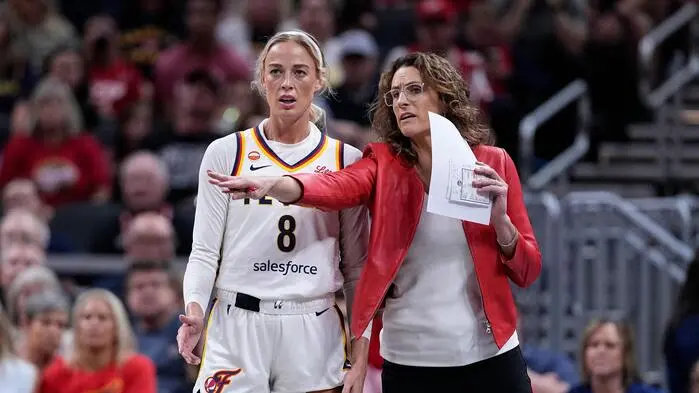 Sophie Cunningham und Trainerin Stephanie White von Indiana Fever