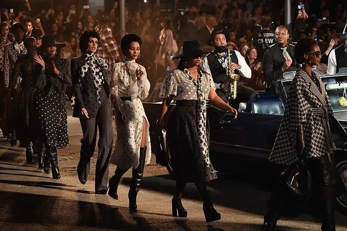 Tommy Hilfiger ließ seine Models im Apollo Theater antanzen.