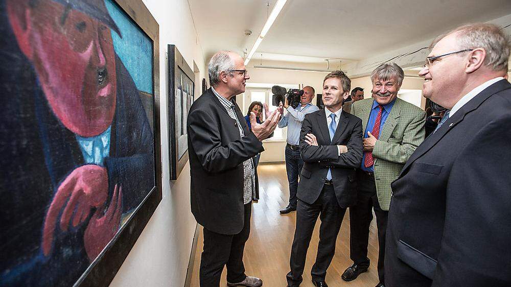Besuch der Sonderschau 2014 im Werner-Berg- Museum Bleiburg der Minister Josef Ostermayer und Andrä Rupprechter – links im Bild Arthur Ottowitz