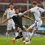 KLAGENFURT,AUSTRIA,14.AUG.25 - SOCCER - UEFA Europa League, qualification, Wolfsberger AC vs PAOK Thessaloniki. Image shows Luka Ivanusec (PAOK) and Simon Piesinger (WAC).
Photo: GEPA pictures/ Avni Retkoceri