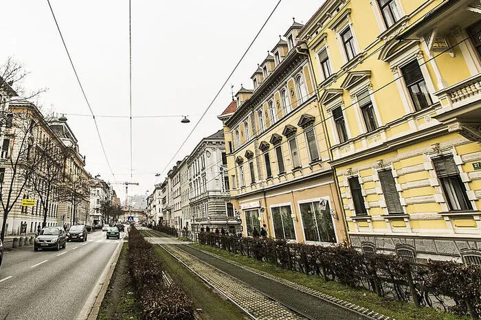 Und so hat die Conrad-von-Hötzendorf-Straße früher ausgesehen. Das Foto stammt aus dem Winter 2013.