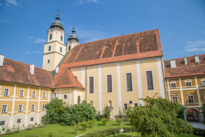 Das Schloss Stainz ist leicht mit den öffentlichen Verkehrsmitteln erreichbar 