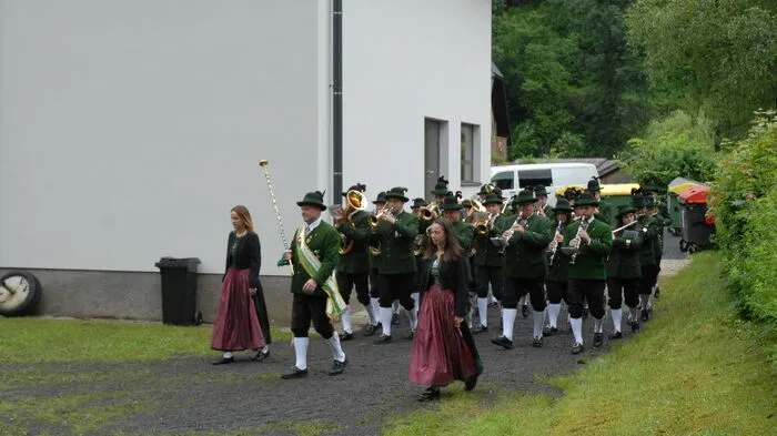 Die Ortskapelle Radmer feierte am Wochenende ihr 145-jähriges Bestandsjubiläum am Festgelände im Finstergraben.