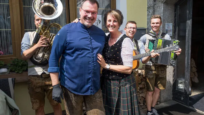 Für den „Schallerwirt“ war es der letzte Kirchtag. „Seit zwei Jahren gibt es Unstimmigkeiten mit dem Verpächter. Jetzt haben wir uns schweren Herzens dazu entschlossen, den Standort aufzugeben“, sagt Brandner.