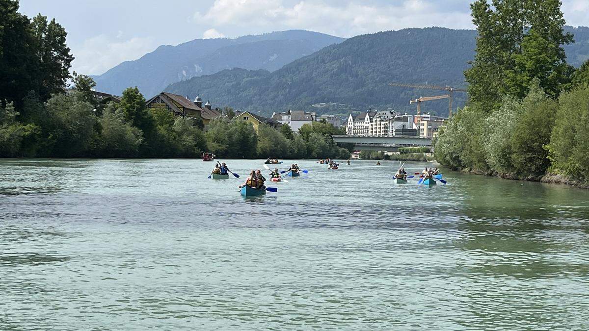 Ab nächster Woche kann von der Villacher Innenstadt auf der Drau bis zum Silbersee gepaddelt werden