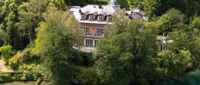 Die Horten-Villa steht zum Verkauf. Wenige Meter daneben soll eine Fläche gerodet werden