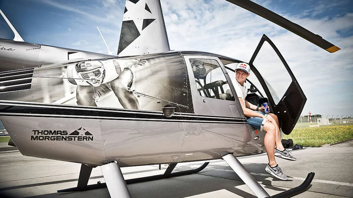 Thomas Morgenstern hebt bei der Hubschrauber-WM ab
