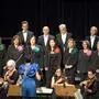 Chor und Orchester trafen erstmals am Tag des Konzerts aufeinander. Dennoch gelang es den Mitwirkenden, ein musikalisches Ergebnis auf die Bühne zu bringen