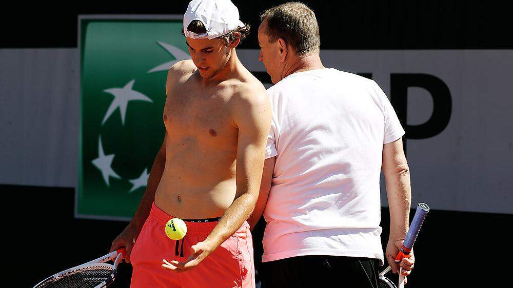 Dominic Thiem und Betreuer Günter Bresnik beim Training in Roland Garros