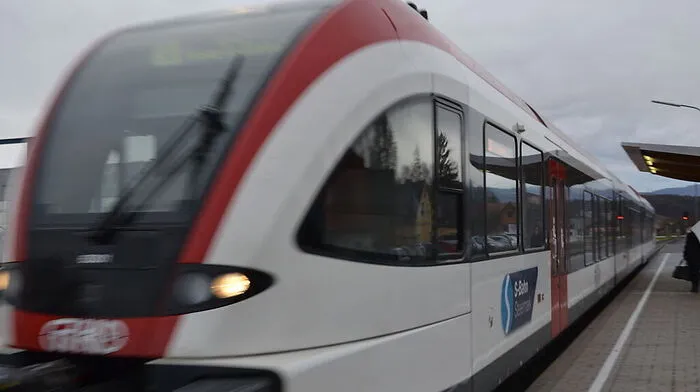 GKB-Schnellbahngarnitur (Sujet)