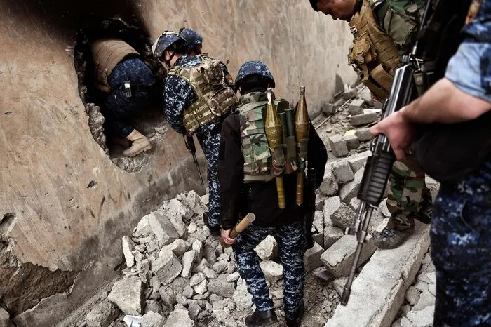 Anfang der Woche hatte das Militär erklärt, fast ein Drittel des Westteils von Mosul sei bereits vom IS befreit worden.