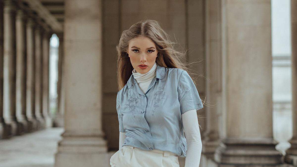Sarah Schmidt ist bei 1st Place Models unter Vertrag und shootete vor Kurzem in London für das Fashionweek Label &quot;Retromania London&quot;