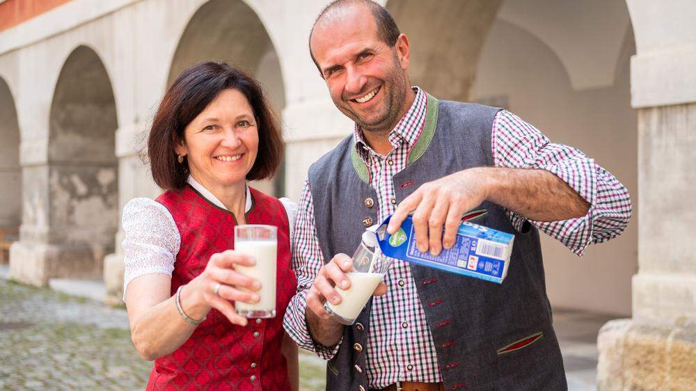 Andrea und Bernhard Luckner betreiben seit 2002 einen Milchkuhbetrieb