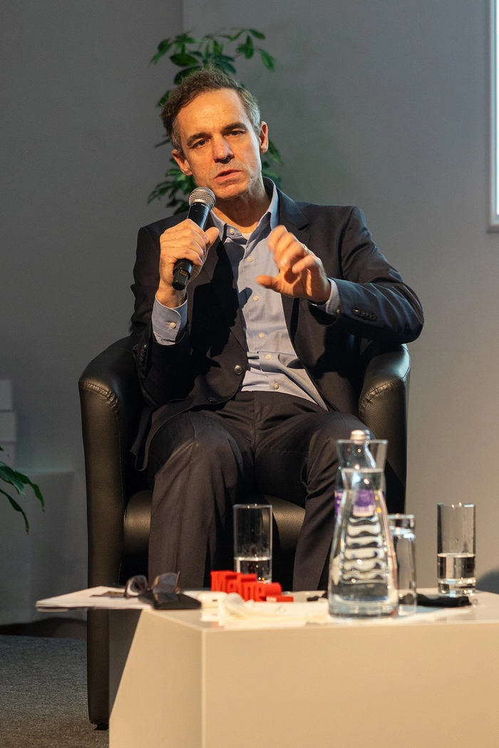 Christian Todem, APG: „Jeden Euro, den wir in Zukunft nicht für fossile Energien ins Ausland ­überweisen müssen, können wir lokal investieren und für nachhaltige ­Energie verwenden. Dafür müssen wir koordiniert vorgehen.“