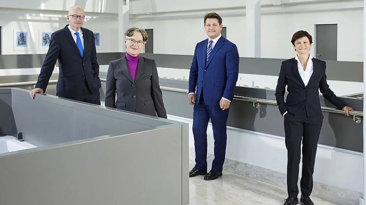 Rektorat der Universität Klagenfurt (von links): Reinhard Stauber (Personal), Martina Merz (Forschung), Oliver Vitouch (Rektor), Doris Hattenberger (Lehre)