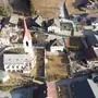 Die Dorfmitte in Oberlienz wird neu gestaltet. | Rund um die Kirche in Oberlienz gibt es einige Grünflächen, die eine Neugestaltung des Dorfzentrums leichter möglich machen - das Einverständnis der Grundbesitzer vorausgesetzt.