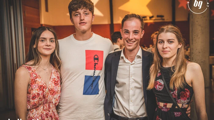 Viele Fotos zum Durchklicken...