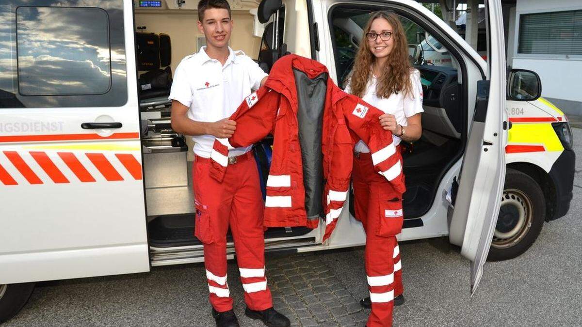 Die jungen Rettungssanitäter in Feldkirchen freuen sich über weitere Kollegen