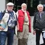 Elmar Wohlrat, Iny Klocke und Alfred Meschnigg vor dem Aguntum in Dölsach