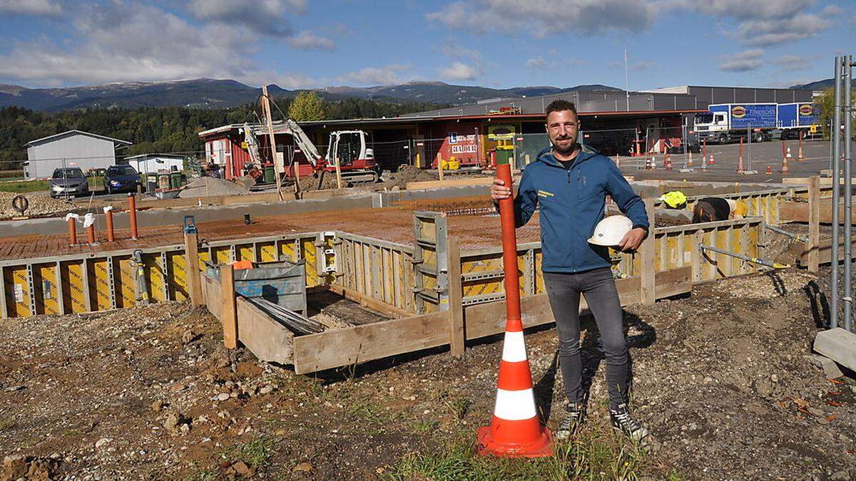 Martin Haider bei der Baustelle im &quot;Driving Park Lovnttol&quot; in St. Marein