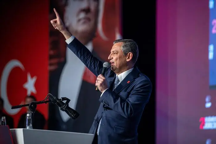 Özgür Özel