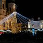 Bezaubernd: das neue Lichtkonzept auf dem Mariahilferplatz