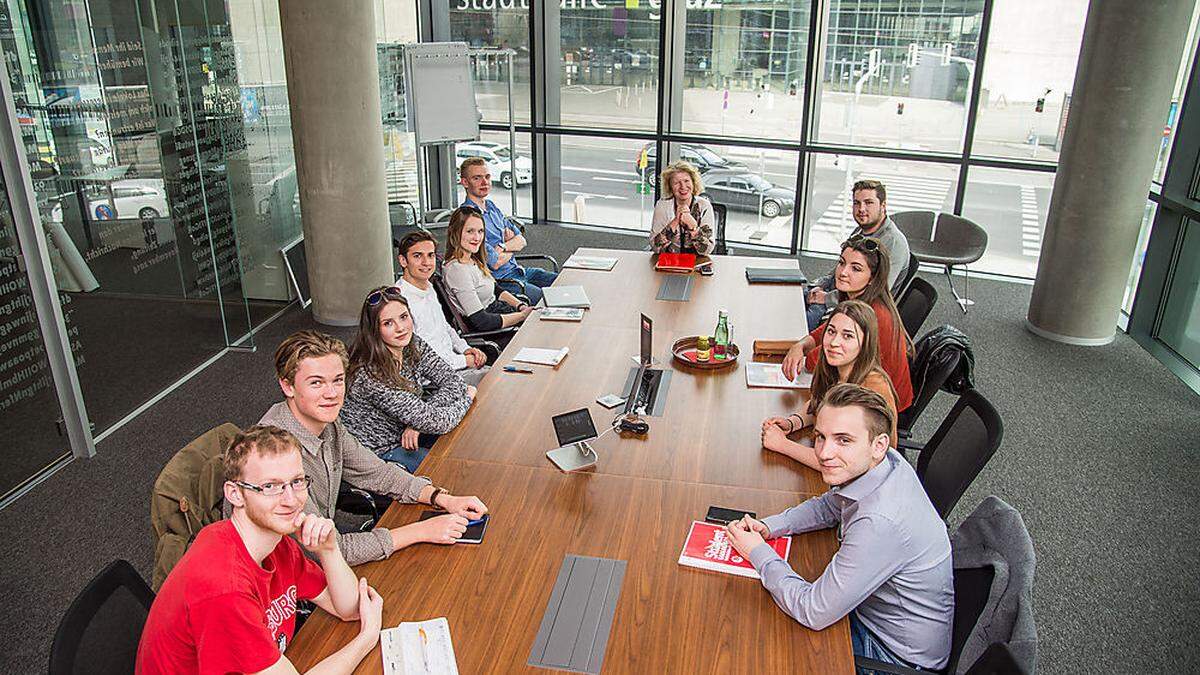 Das war unsere junge Jury für die Präsidentschaftswahl. Jetzt suchen wir neue junge Köpfe