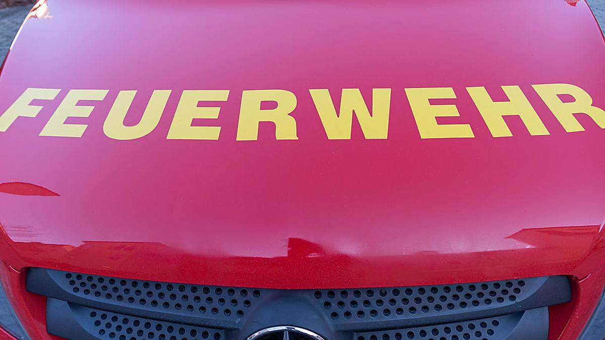 Die Feuerwehr Breitenau rückte auf die L 320 aus (Sujet)