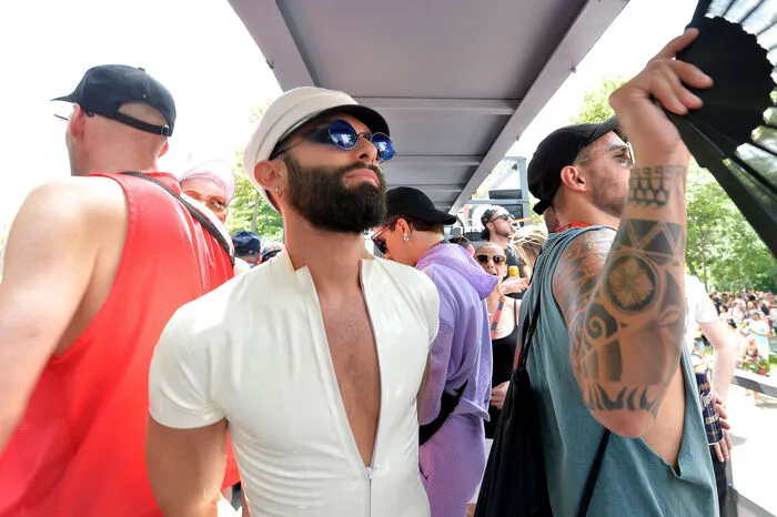Mit dabei war auch Conchita Wurst, die auch eine Rede hielt.