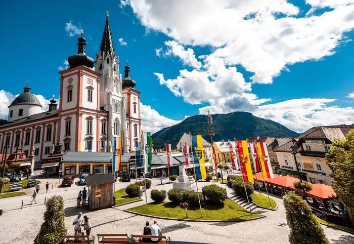 Die Basilika war etwa in den 1950er-Jahren für viele Brautpaare ein Grund, in Mariazell zu heiraten. Das hat sich im Laufe der Jahre geändert, Mariazell als Hochzeitsort ist aber weiterhin sehr beliebt