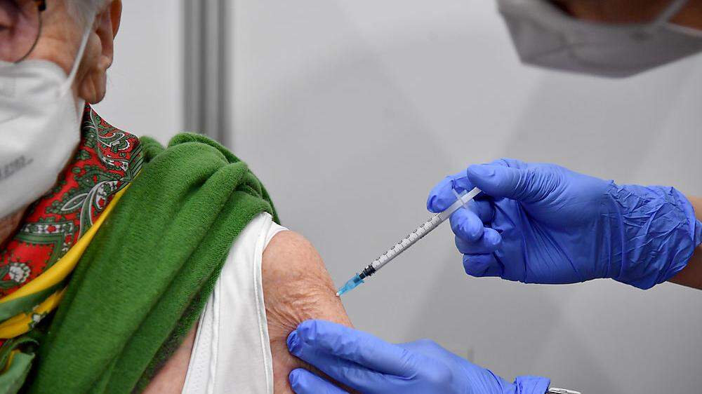 Die Immunisierung sollte durch Hausärzte erfolgen, sind sich die Experten einig