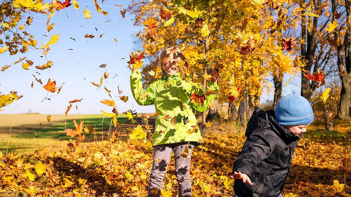 Sonnige Herbstspiele sind heute noch im Süden möglich