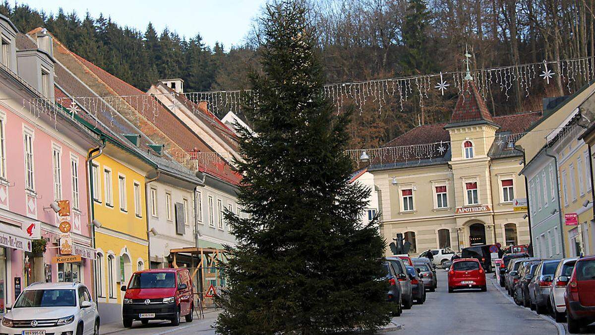 Leer geräumt: Täter hatten es auf den Bleiburger Christbaum abgesehen