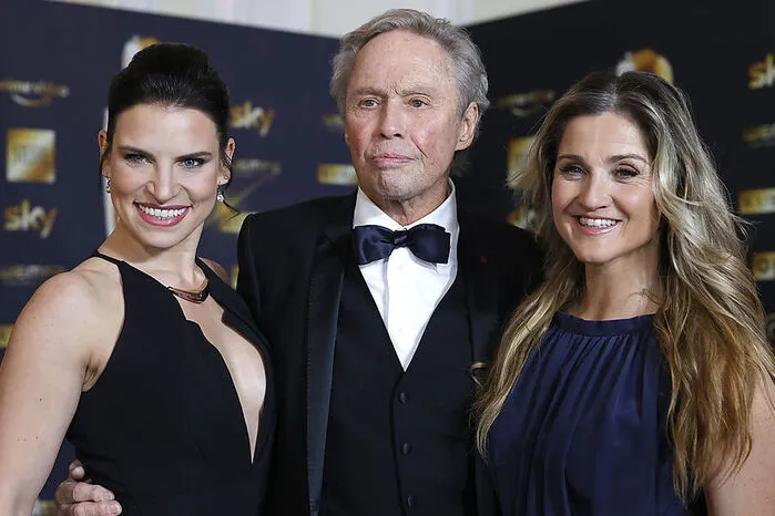 Auch Gäste in der Hofburg: Conny Kreuter, Peter Kraus (er hat schon eine Platin-Romy zu Hause stehen) und Elisabeth Görgl