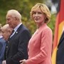 Cate Blanchett verkörpert Angela Merkel in der Politsatire „Tanz der Titanen“