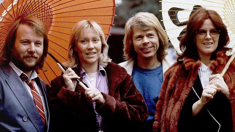 ABBA im Jahr 1980. Auf der Bühne stehen ab 2022 Abbatare, das Comeback-Album kommt schon im November