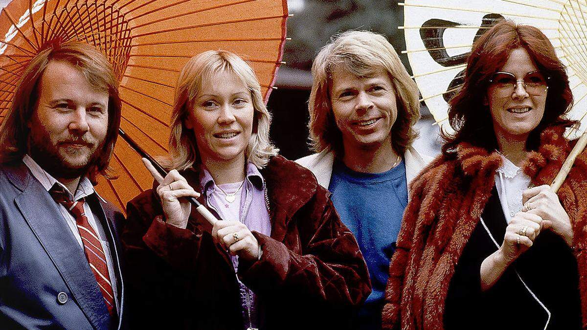 ABBA im Jahr 1980. Auf der Bühne stehen ab 2022 Abbatare, das Comeback-Album kommt schon im November