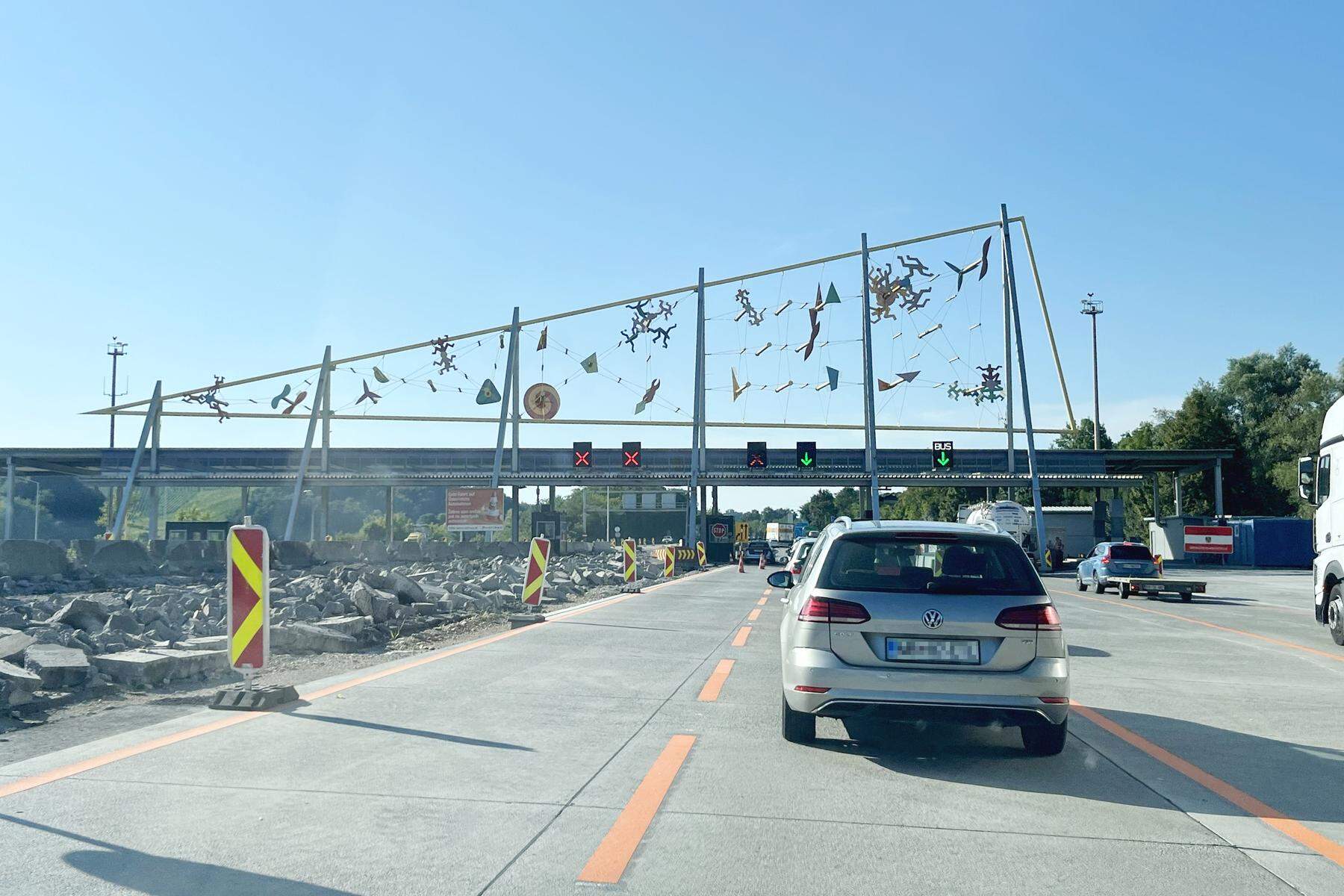 Spielfeld: Warum der Grenzübergang just in den Ferien eine Baustelle ist