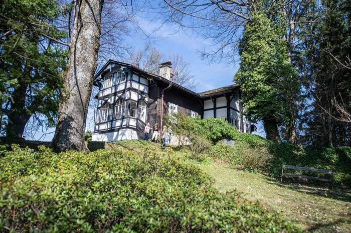 Das Haus ist in der Region vor allem wegen seiner musikgeschichtlichen Bedeutung bekannt: Der Komponist Alban Berg hat hier in den Sommern 1918 bis 1922 seine Oper "Wozzeck" geschrieben.
