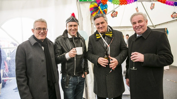 Landeshauptmann Hermann Schützenhöfer im VIP-Zelt mit Kleine Zeitung-Geschäftsführer Thomas Spann, Capital-Bank-Vorstand Christian Jauk und Kleine Zeitung-Chefredakteur und Geschäftsführer Hubert Patterer
