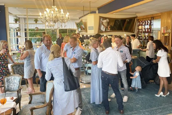 Treffen der Weltkärntner im Yachthotel Velden am Woerthersee, in der Welt zu Hause in Kärnten DAHAM