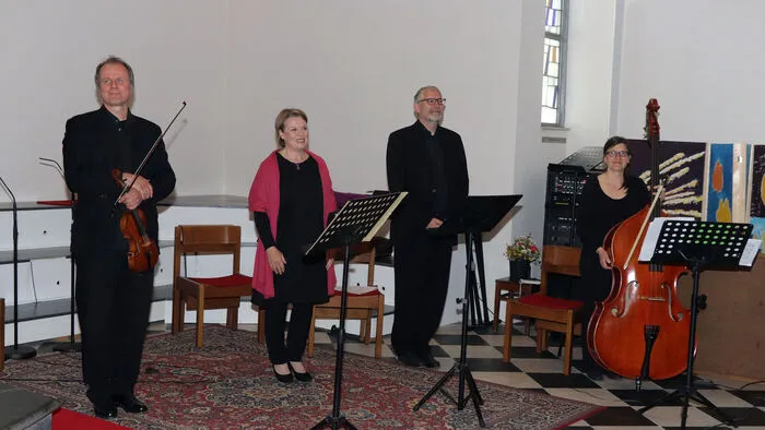 Am Foto von Links: Fritz Kircher (Violine), Bernarda Fink (Mezzosopran), Klaus Kuchling (Orgel) und Elisabeth Rakowitz (Kontrabass).