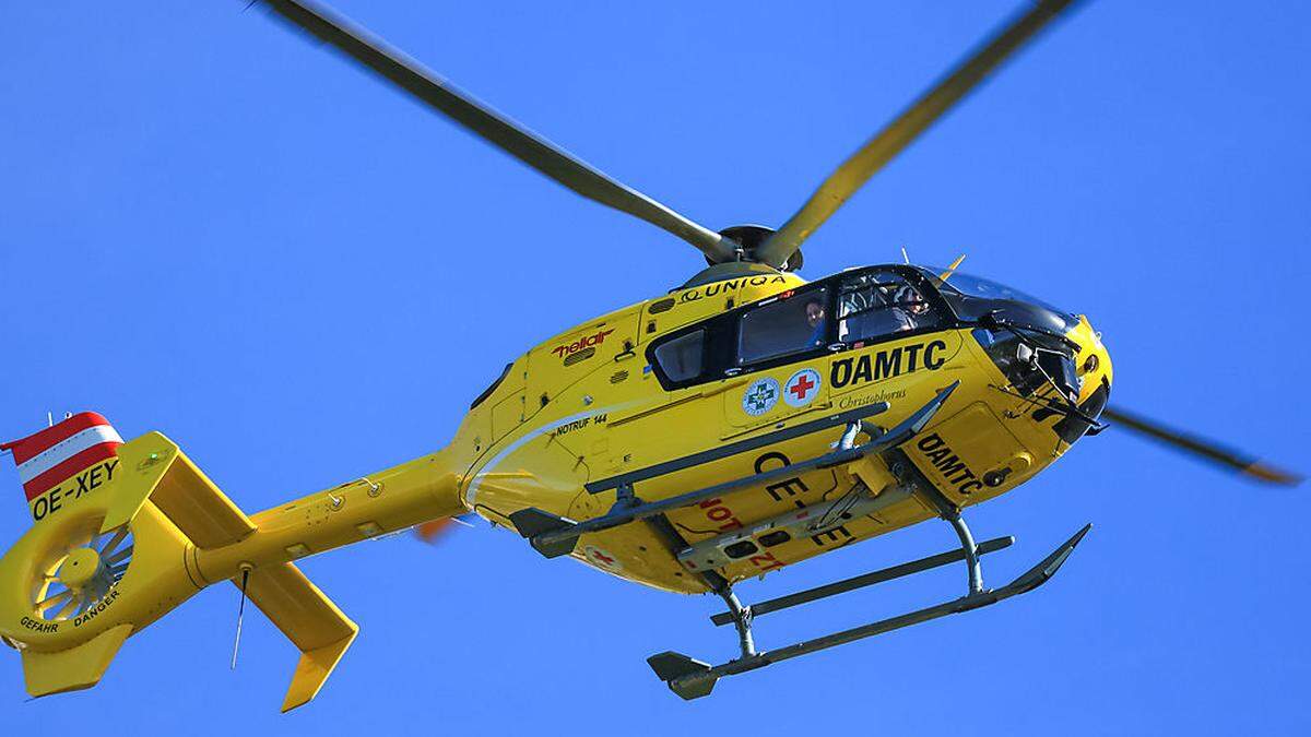 Zwei Rettungshubschrauber brachten die verletzten Kinder in die angrenzenden Spitäler