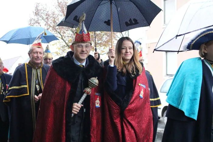 Trotzdem gab es etwas Neues in Kirchberg. Das alte Prinzenpaar, Peter I. und Angela I., haben nach zwei Jahren das Zepter abgegeben 