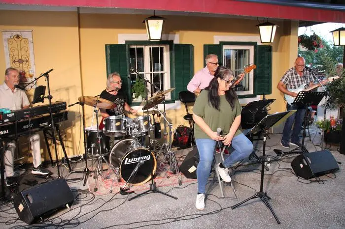Viel Spaß mit den Fotos vom Konzert in Ligist.