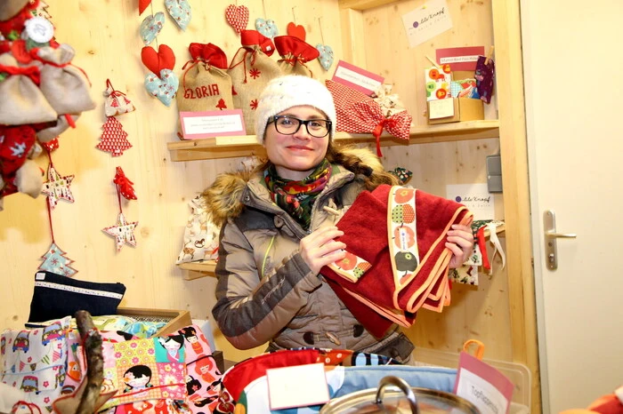 Am 1. Dezember wurde der Weihnachtsmarkt in der Bezirkshauptstadt eröffnet. 