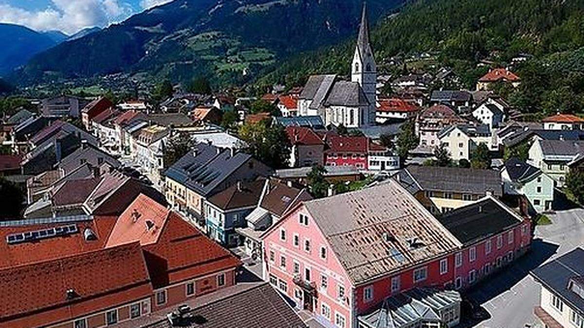 Seit Dienstagmittag wird in Obervellach nach einem 88-Jährigen gesucht