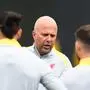 Liverpool's Dutch manager Arne Slot reacts during a training session at the team's training ground in Liverpool, northwest England, on September 16, 2024, on the eve of their UEFA Champions League, league stage football match against Milan. (Photo by Peter POWELL / AFP)